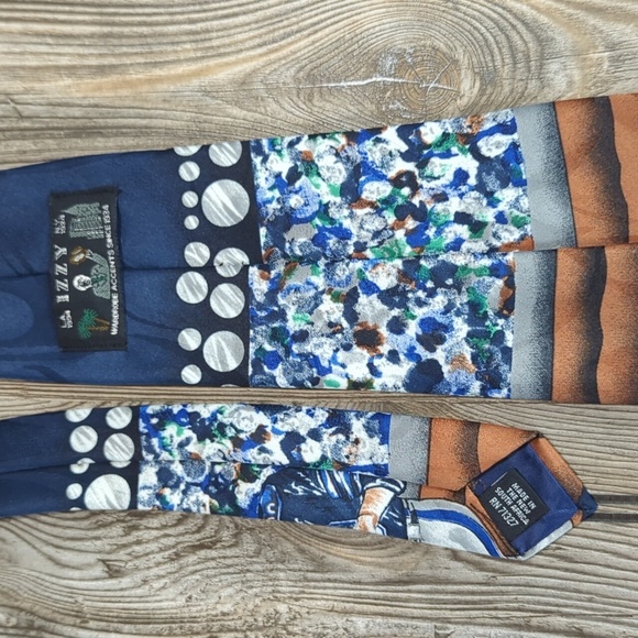 Izzy Football Tie Made In The New South Africa - Picture 8 of 10